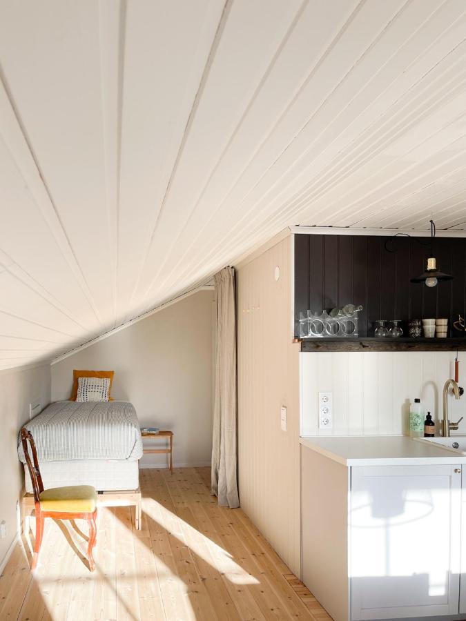 Lovely, Bright Apartment Overlooking Nature Fiskebäckskil 外观 照片